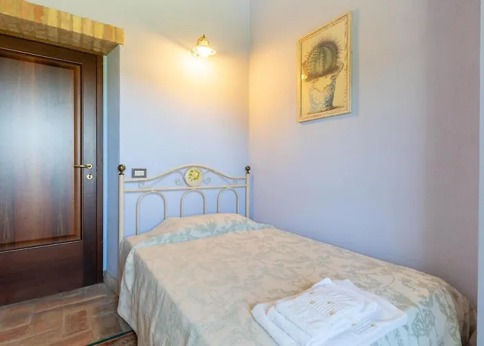 Stunning In Tolentino